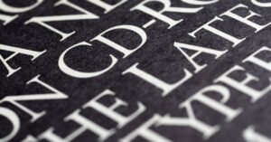 Font Serif untuk Brand Premium: Kesan Elegan tanpa Terlihat Kuno