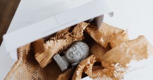 Art Carton untuk Kemasan Hadiah agar Tampilan Lebih Rapi